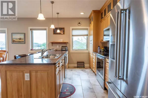Prince Albert, SK S6W0A4,101 2800 Lakeview DRIVE