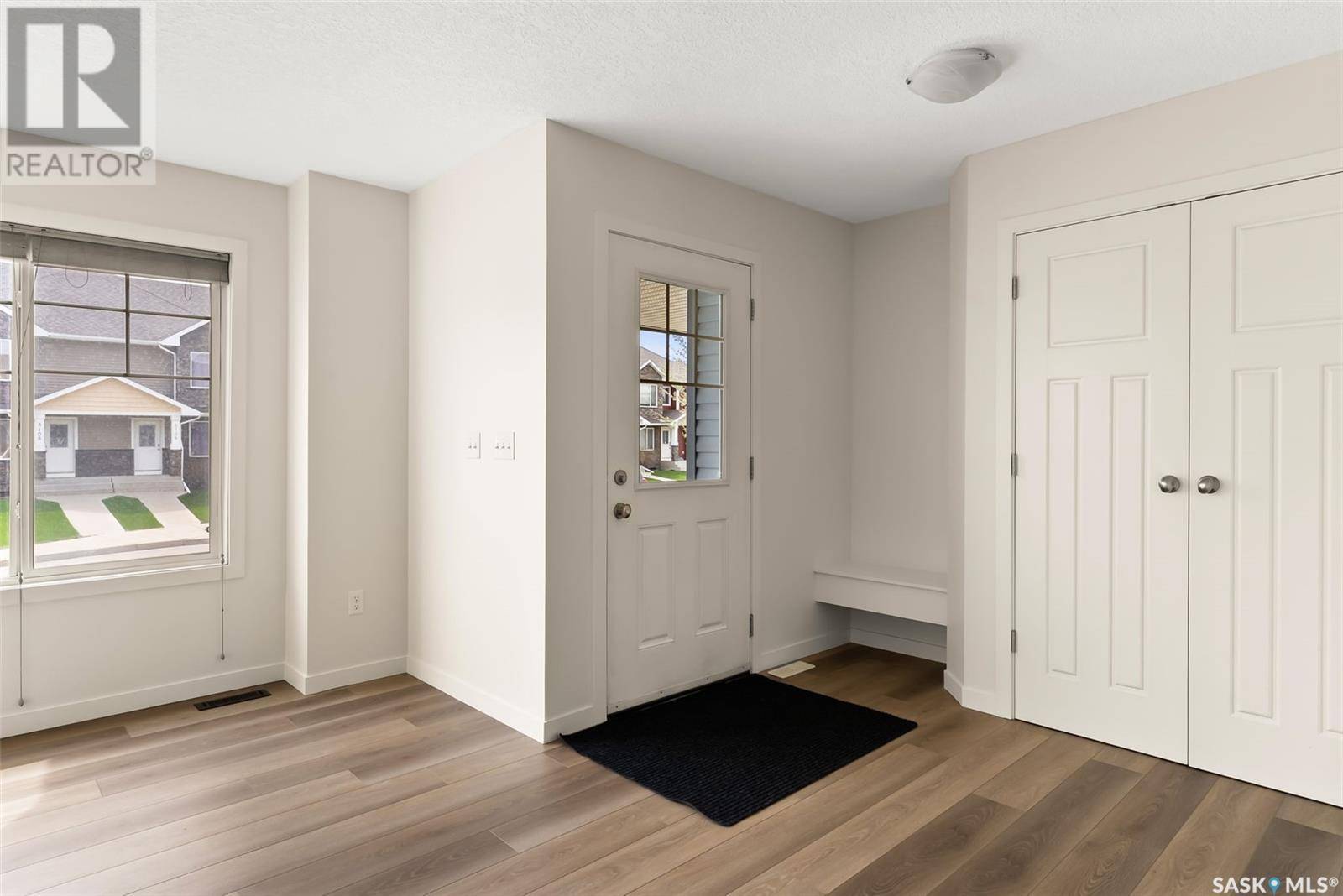 Regina, SK S4W0E9,5106 Jim Cairns BOULEVARD