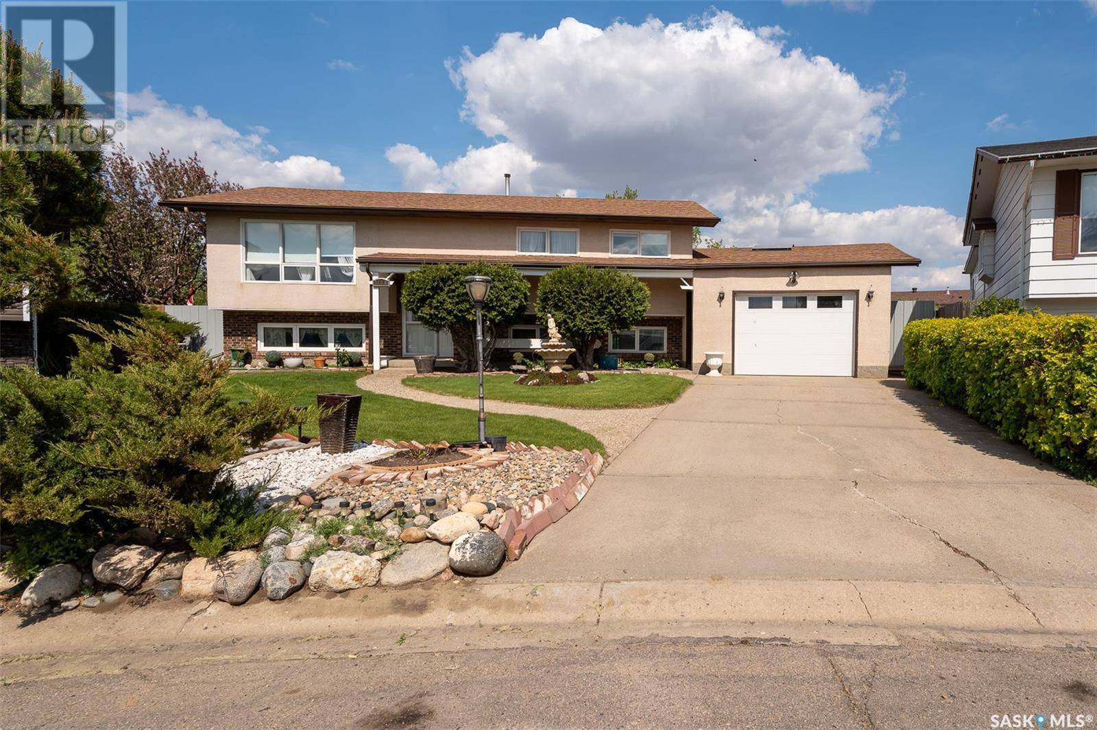 Moose Jaw, SK S6H7G2,1523 Cree CRESCENT