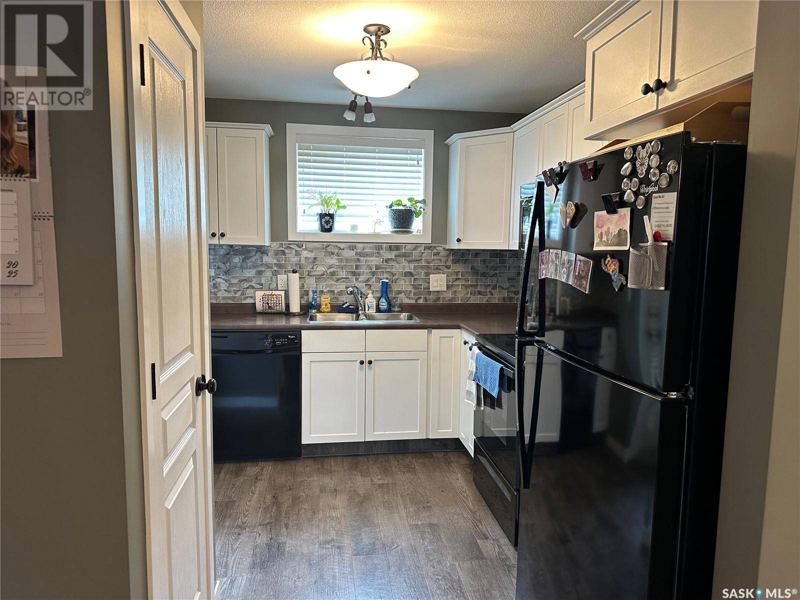 Regina, SK S4W0E8,39 5004 James Hill ROAD