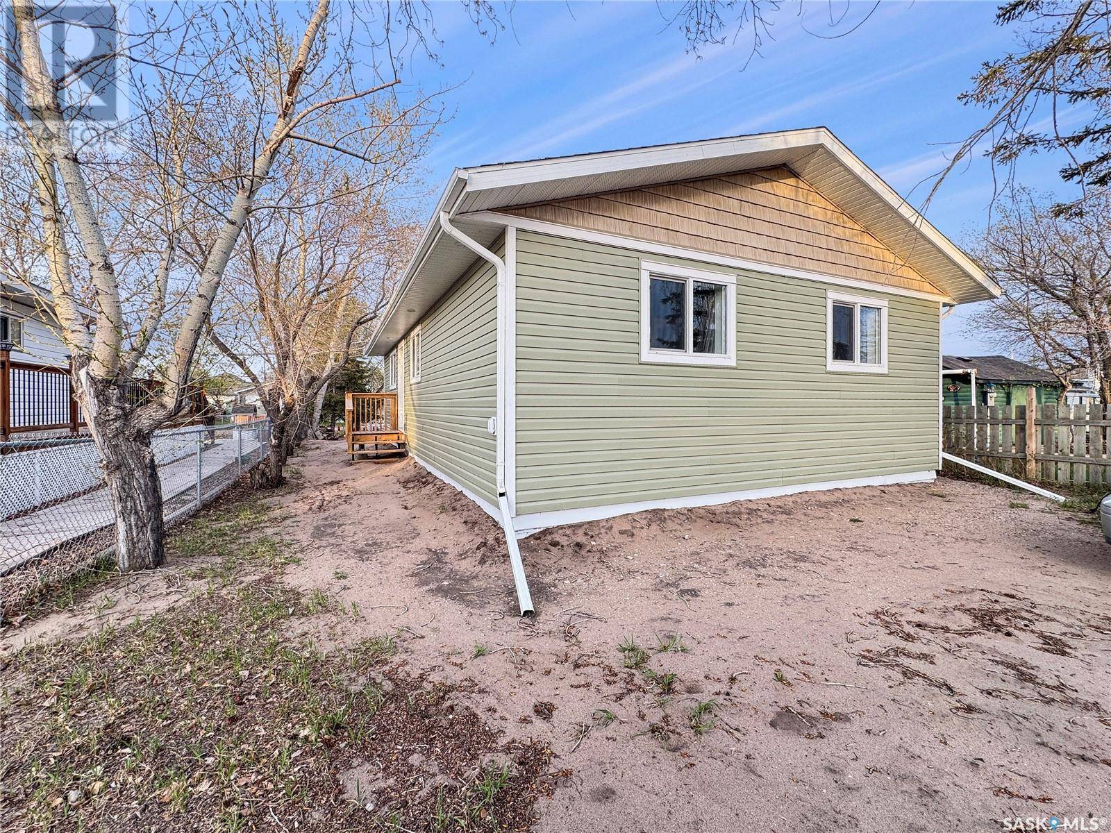 972 Alfred CRESCENT, Cochin, SK S0M0L0