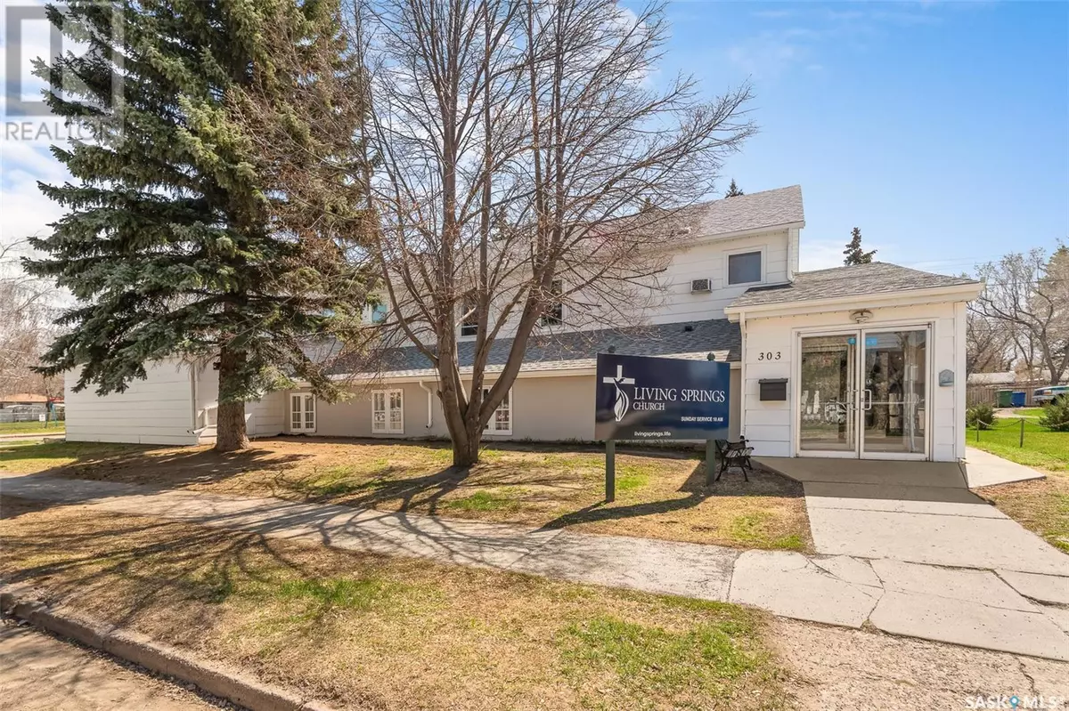 Moose Jaw, SK S6H5C8,303 Coteau STREET W