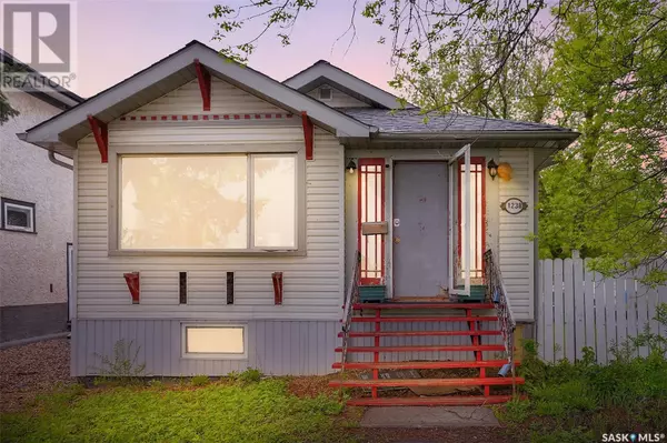 1238 Elphinstone STREET, Regina, SK S4T3M3