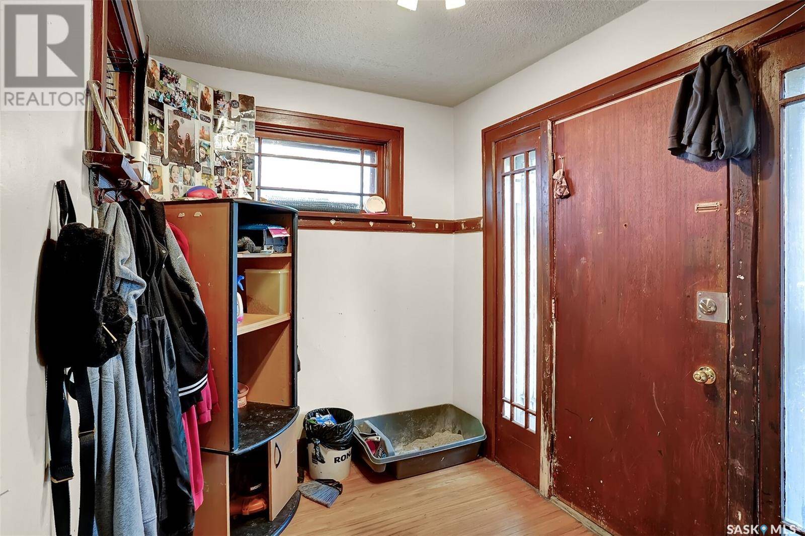 Regina, SK S4T3M3,1238 Elphinstone STREET
