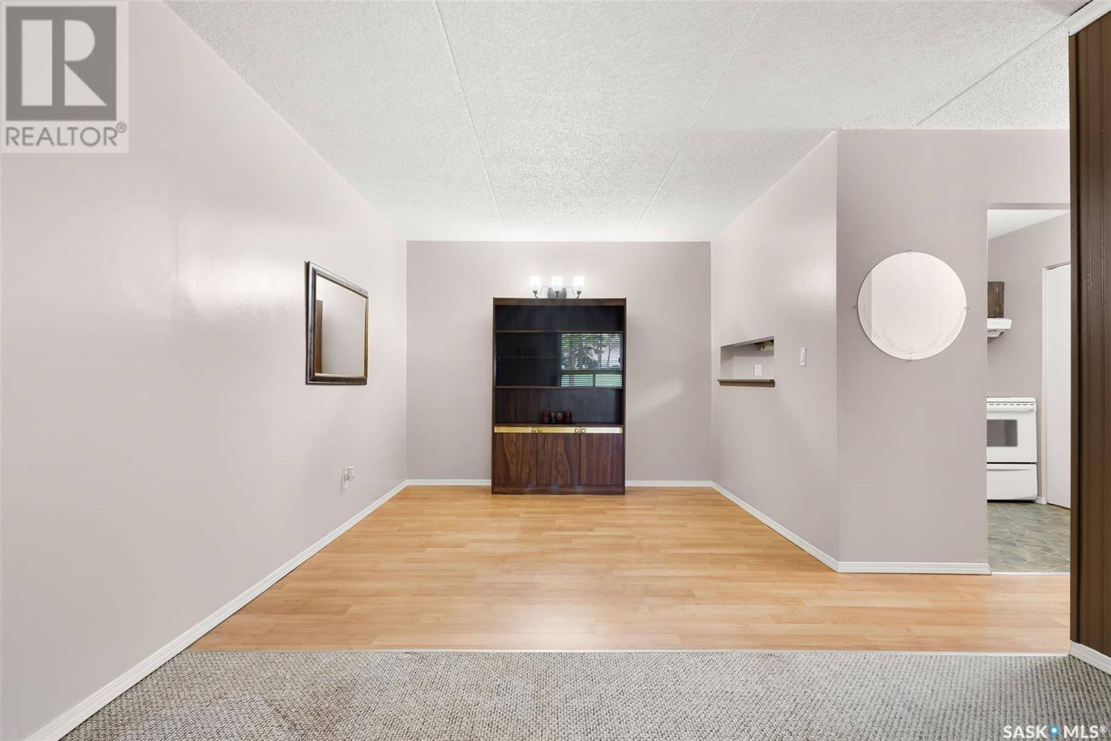 Regina, SK S4T7S4,184 #160 Gore PLACE