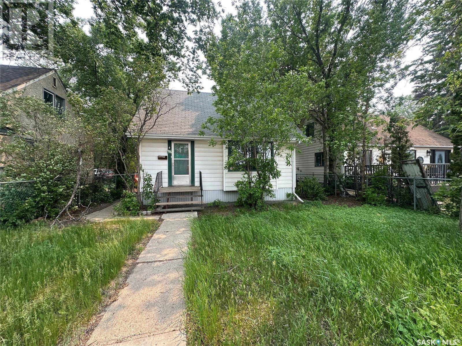 4237 4th AVENUE, Regina, SK S4T0H7