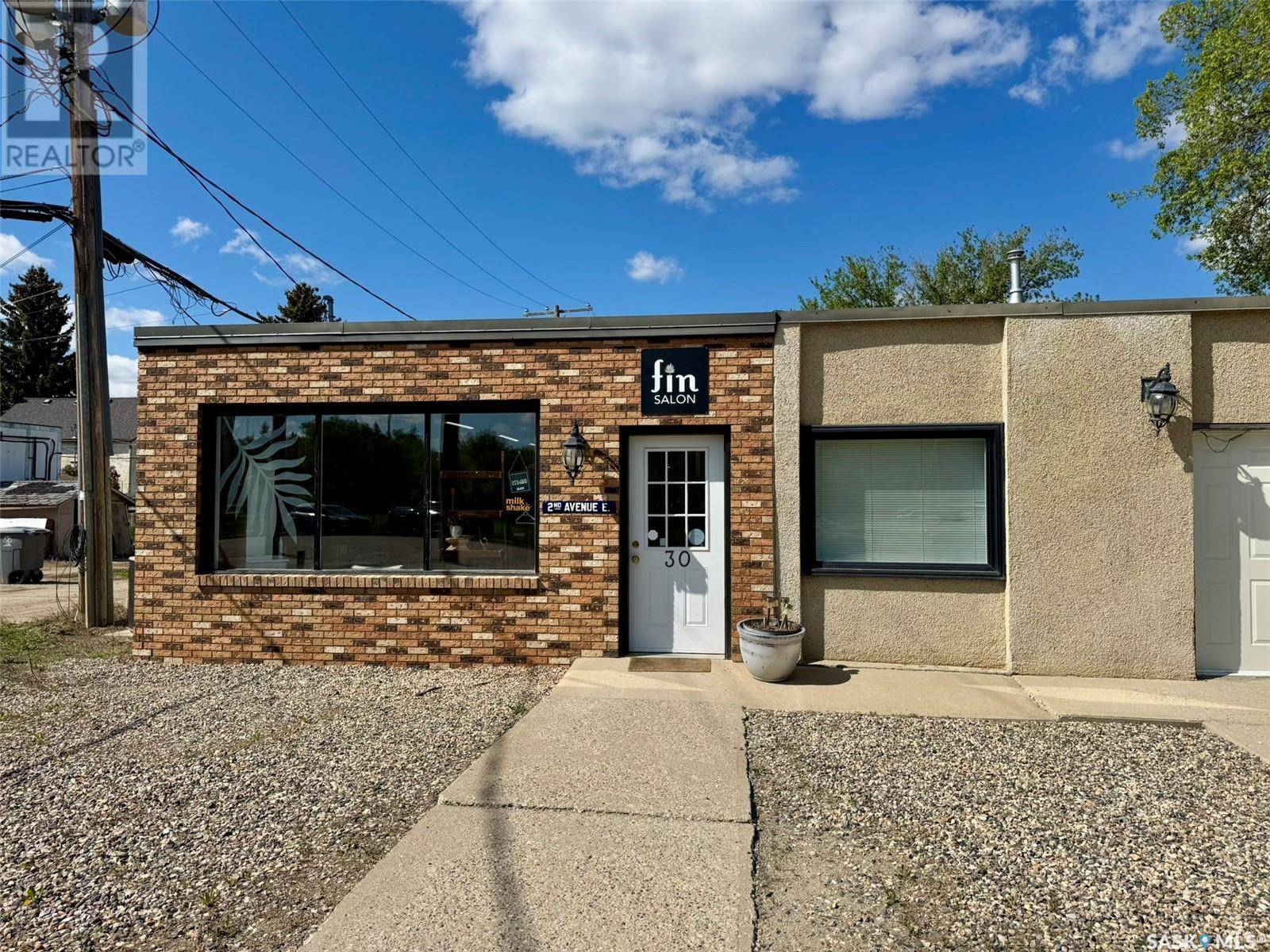 30 2nd AVENUE, Lumsden, SK S0G3C0