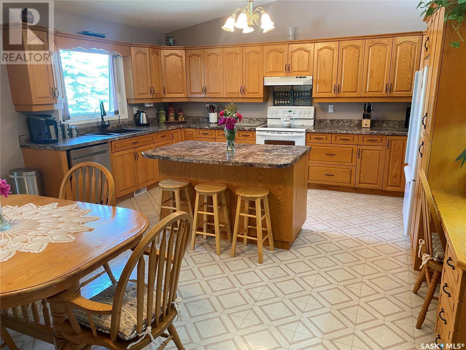 Yorkton, SK S3N4A5,142 Caldwell DRIVE