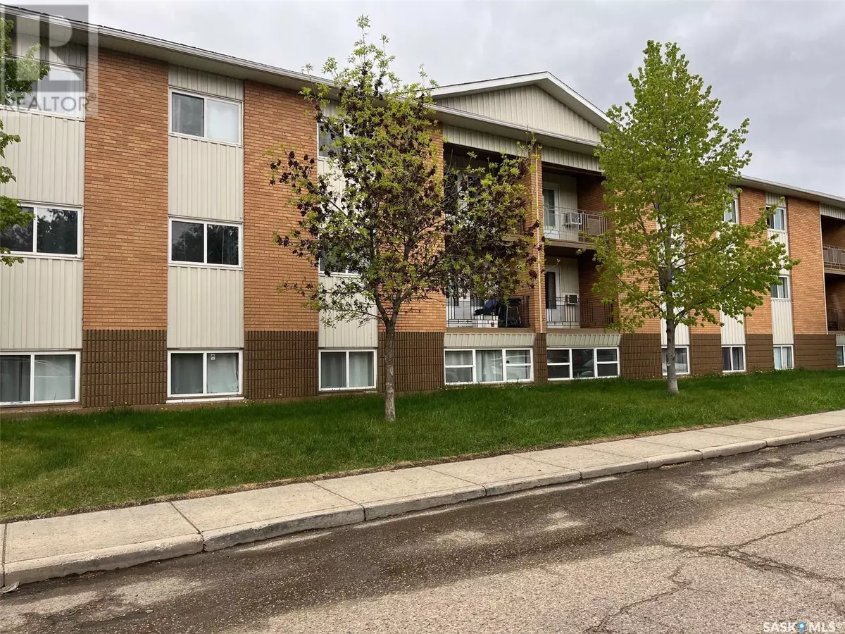 Biggar, SK S0K0M0,302 8th AVENUE SW