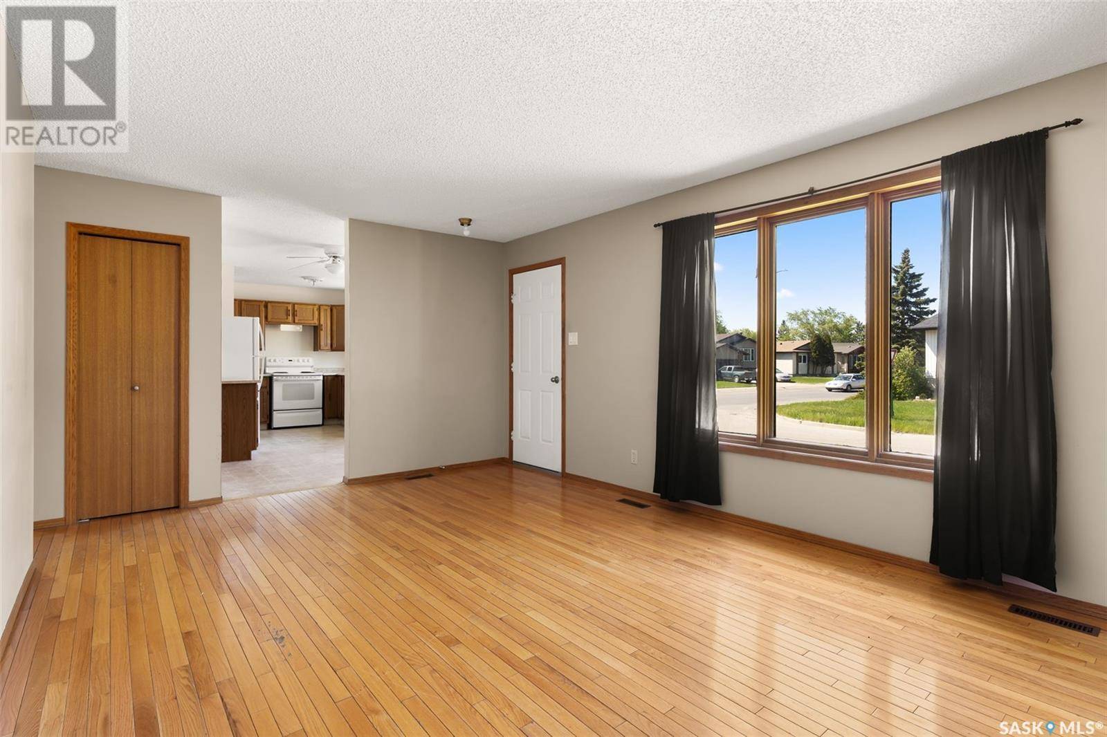 Regina, SK S4N6V6,1190 Ferguson CRESCENT