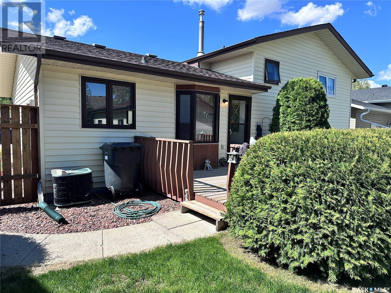 Weyburn, SK S4H3K9,619 Dieppe DRIVE