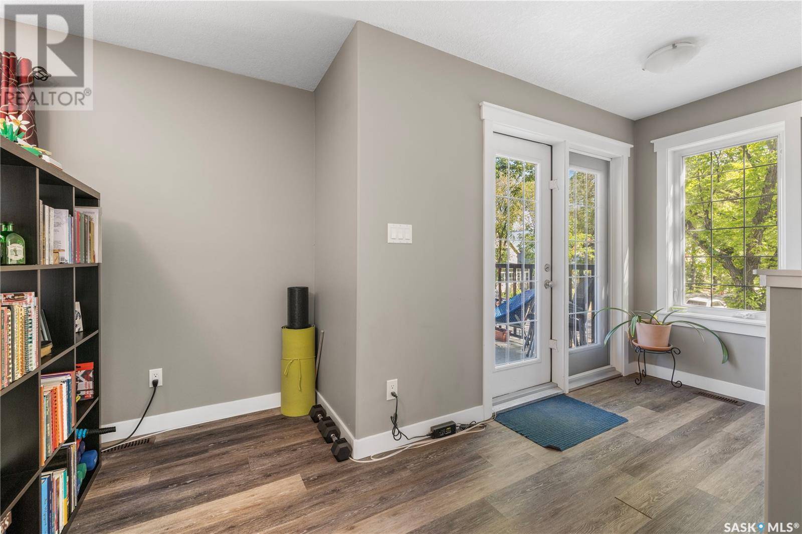 Regina, SK S4P1N4,2278-2282 Toronto STREET