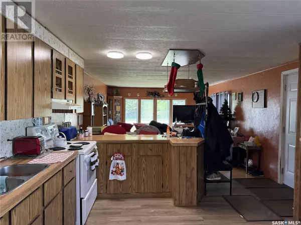 Meadow Lake, SK S9X1J3,506 7th AVENUE E