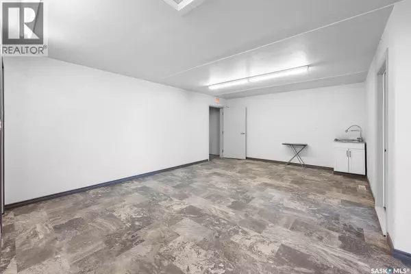 Regina, SK S4N3A4,B 2124 TURVEY ROAD E