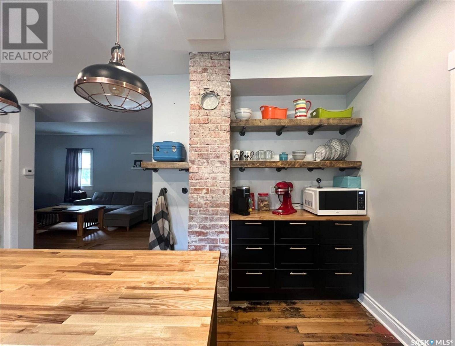 Swift Current, SK S9H0H7,133 Sidney STREET W