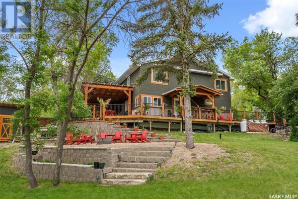 225 3rd STREET E, Regina Beach, SK S0G4C0