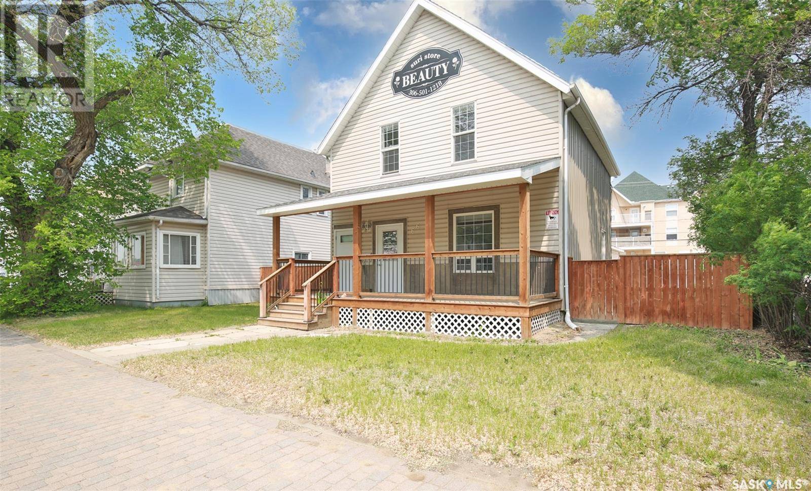 Moose Jaw, SK S6H2B5,66 Athabasca STREET W