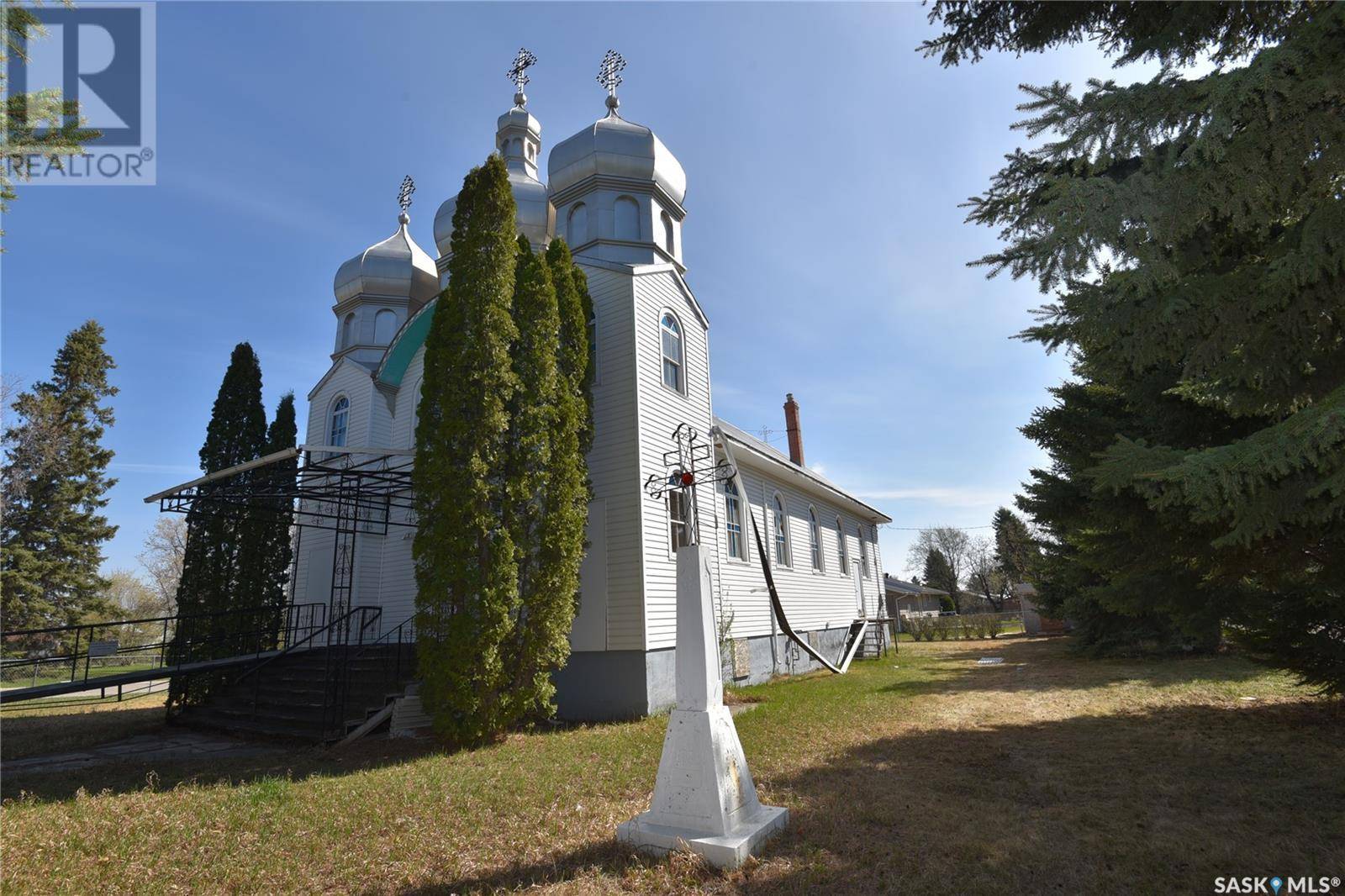Nipawin, SK S0E1E0,620 10th AVENUE W