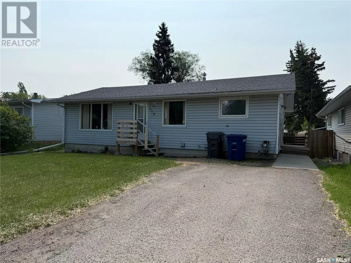 Meadow Lake, SK S9X1B3,518 3rd AVENUE W
