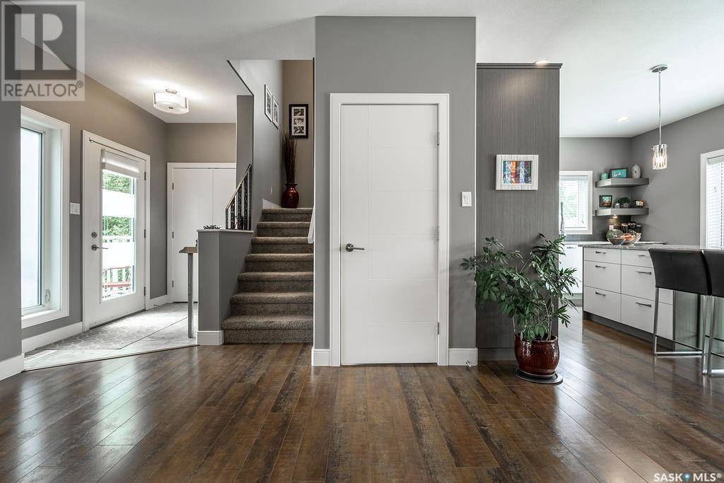 Saskatoon, SK S7J0Y4,2126 Broadway AVENUE