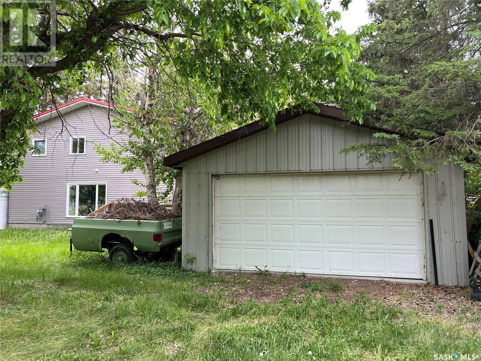 Meadow Lake, SK S9X1A6,403 6th STREET W