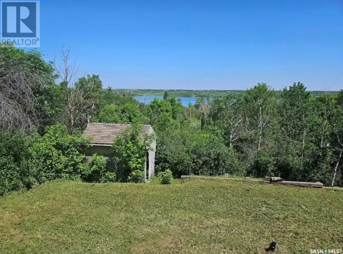 Regina Beach, SK S0G4C0,1506 7th AVENUE
