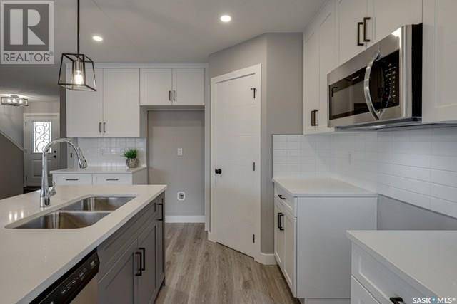 Saskatoon, SK S7V1W2,494 Doran CRESCENT