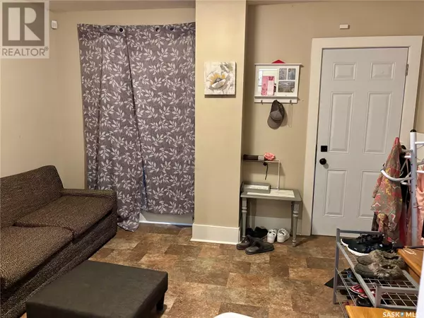 Prince Albert, SK S6V3R1,307 15th STREET W