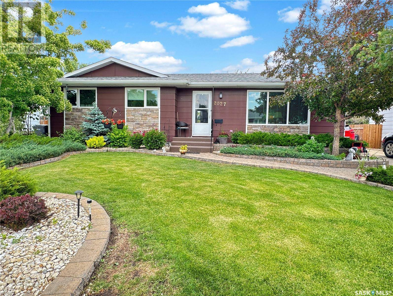North Battleford, SK S9A3H1,2027 Foley DRIVE