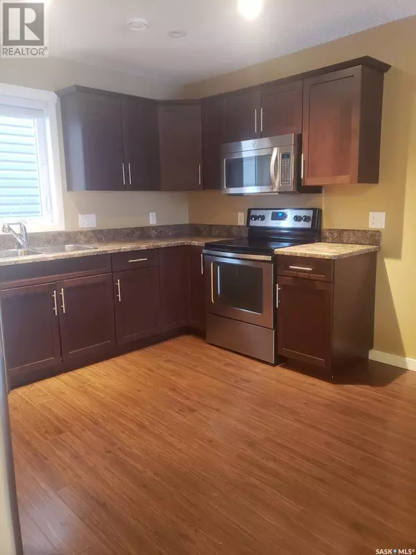 Estevan, SK S4A0R8,4 1237 Third STREET