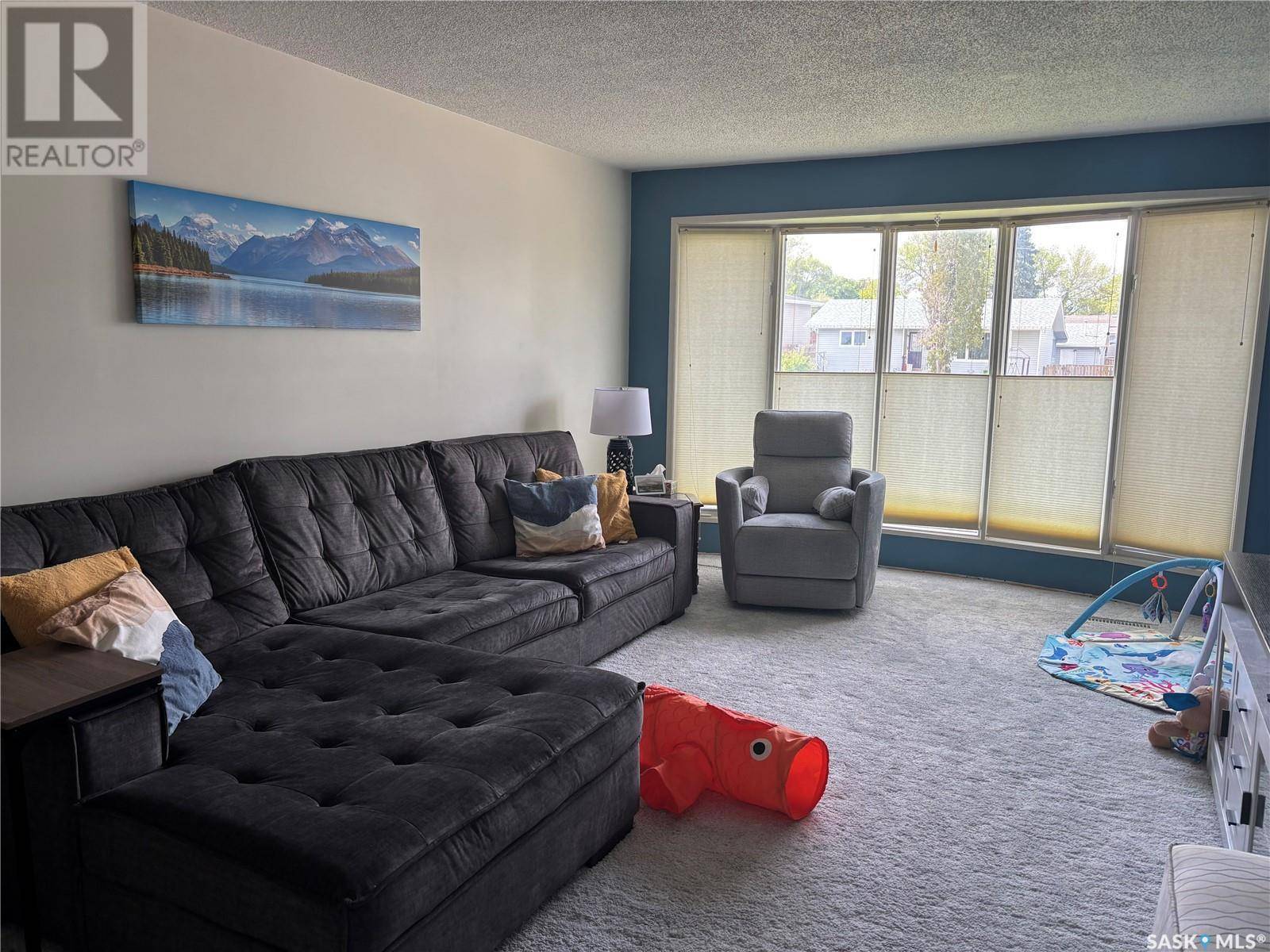 Swift Current, SK S9H3J9,601 2nd AVENUE SE