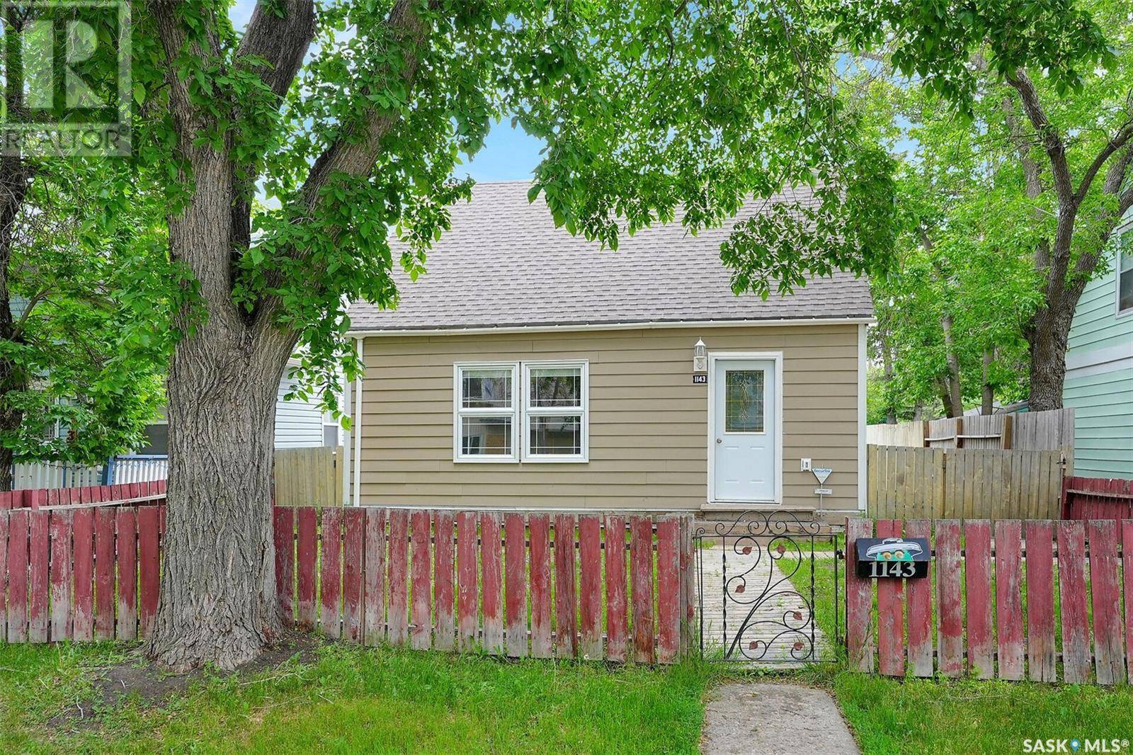 Regina, SK S4T4H9,1143 Wascana STREET