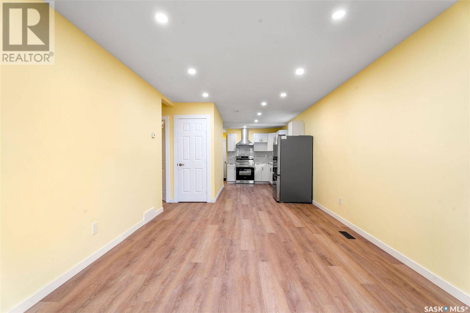 Prince Albert, SK S6V1L5,631 20th STREET E