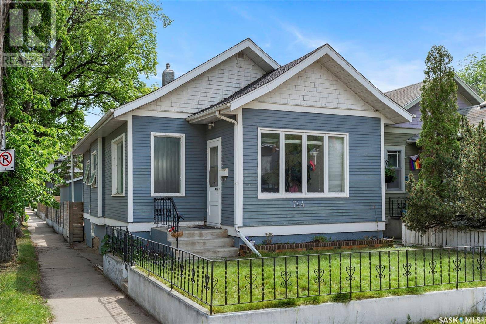 Saskatoon, SK S7K2V4,744 7th AVENUE N