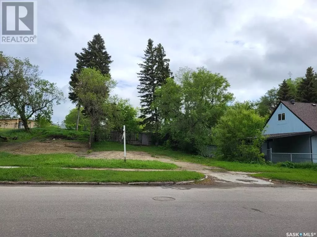 Prince Albert, SK S6V3H1,731 13th STREET W