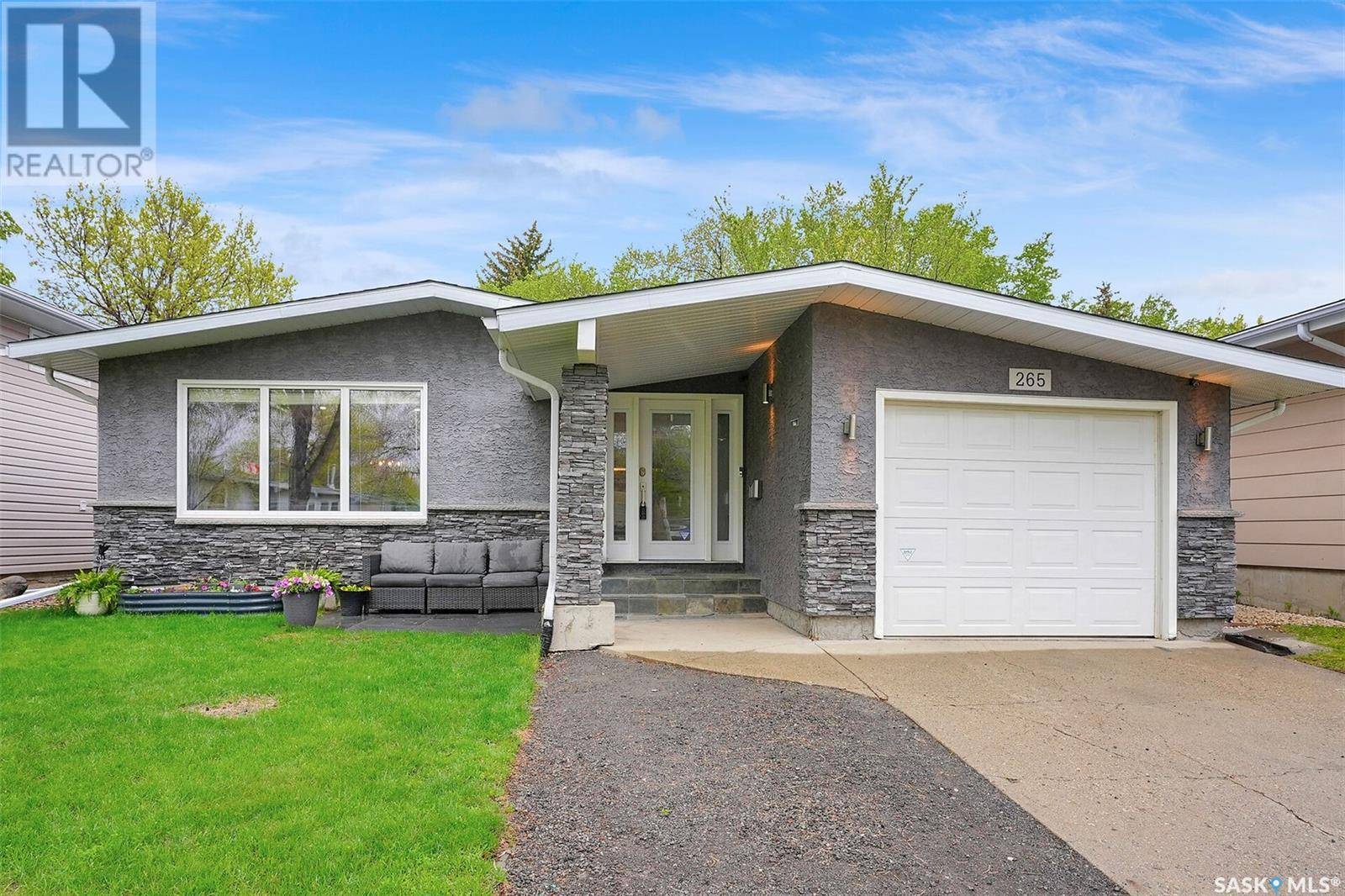 Regina, SK S4S5W1,265 Habkirk DRIVE