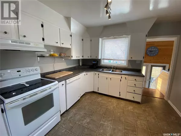 Biggar, SK S0K0M0,416 6th AVENUE W