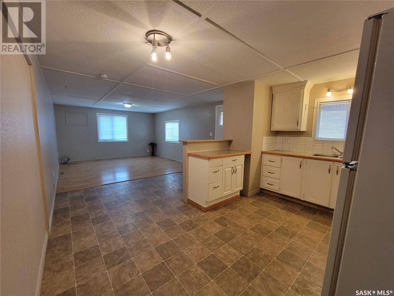 Marshall, SK S0M1R0,27 2nd AVENUE