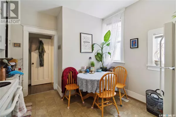 Saskatoon, SK S7K2V7,931 7th AVENUE N