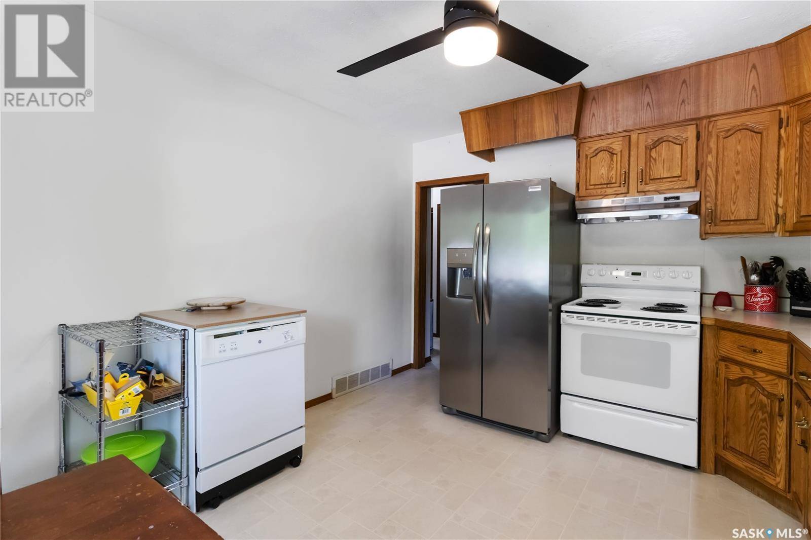Saskatoon, SK S7L2X9,413 Q AVENUE N