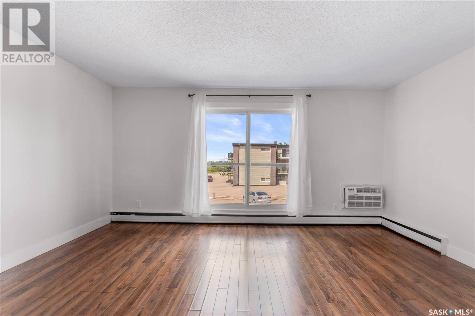 Saskatoon, SK S7M0P2,11 2112 Ste Cecilia AVENUE