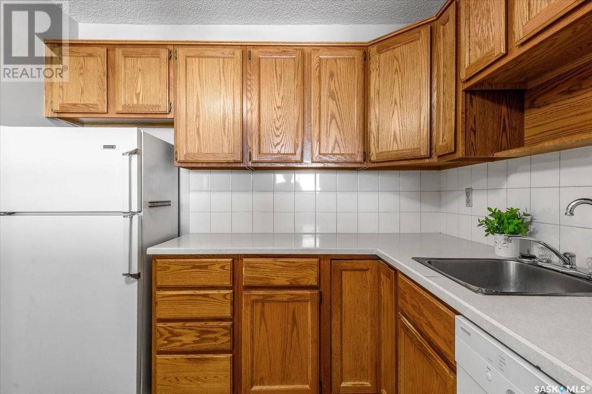 Regina, SK S4S6Y8,305 4545 Rae STREET