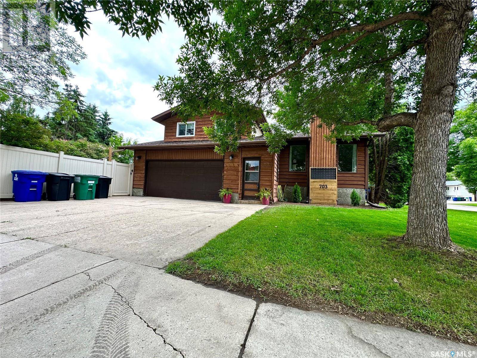 Saskatoon, SK S7M5B9,703 McCormack ROAD