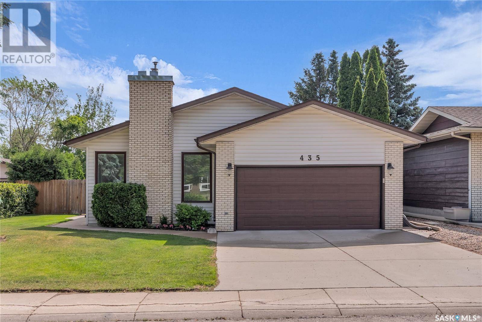 Saskatoon, SK S7H5E8,435 Sylvian CRESCENT