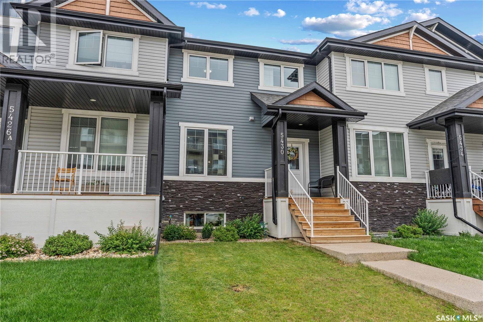 Regina, SK S4V3S8,5430 Primrose Green DRIVE