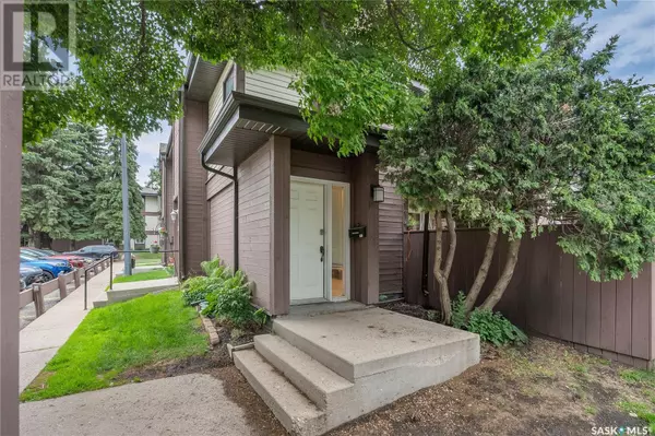 202 441 Pendygrasse ROAD, Saskatoon, SK S7M5C1