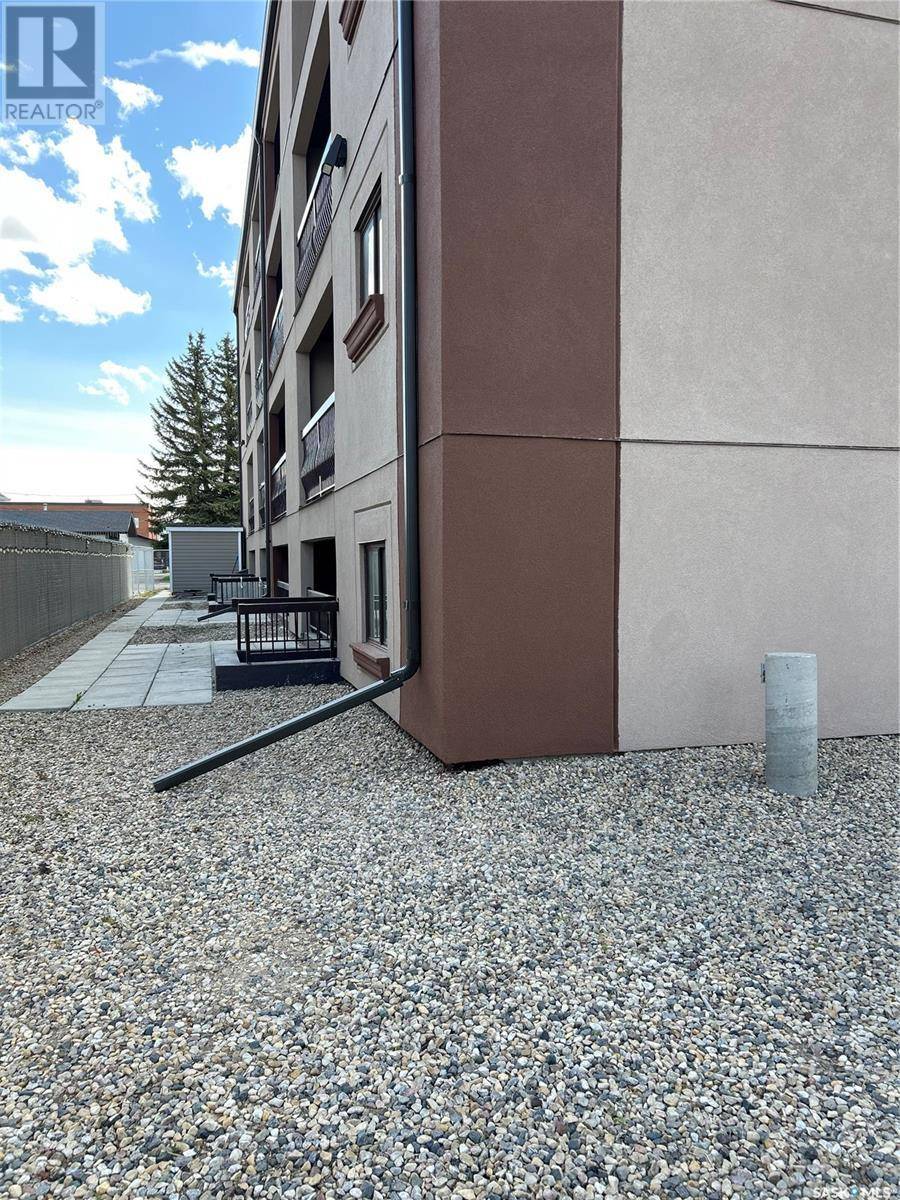 Humboldt, SK S0K2A0,306 607 10th STREET