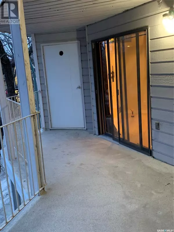 Regina, SK S4P3Y8,205 2315 McIntyre STREET