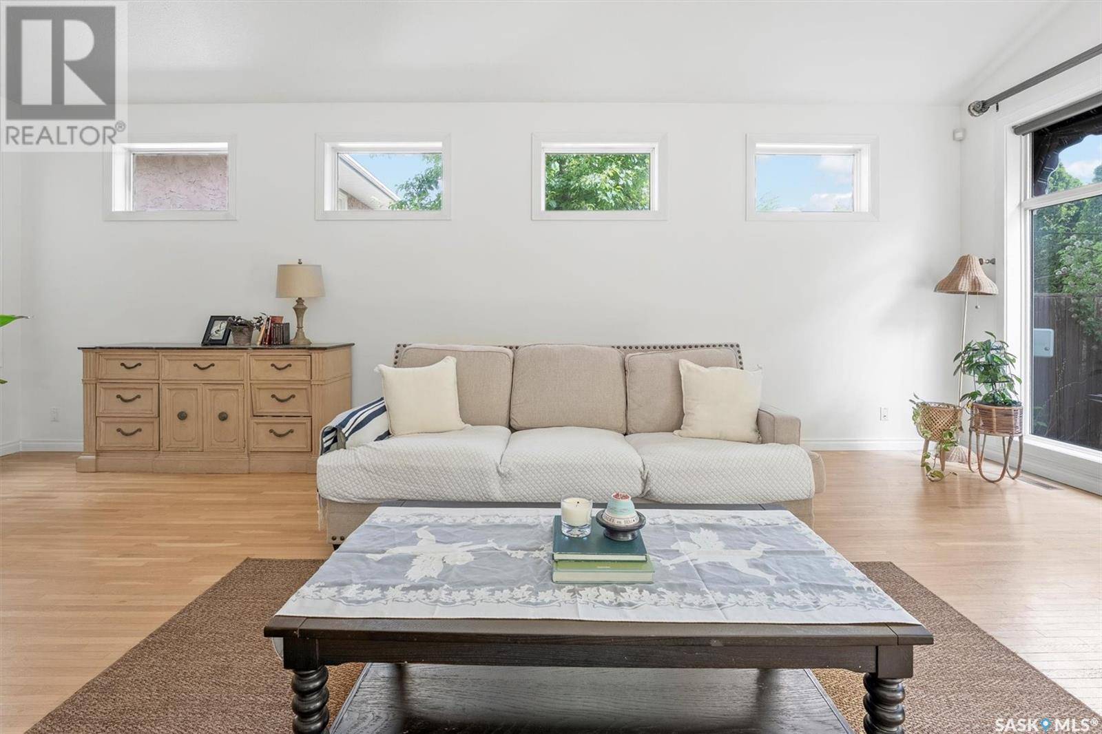 Saskatoon, SK S7M3E5,316 V AVENUE S