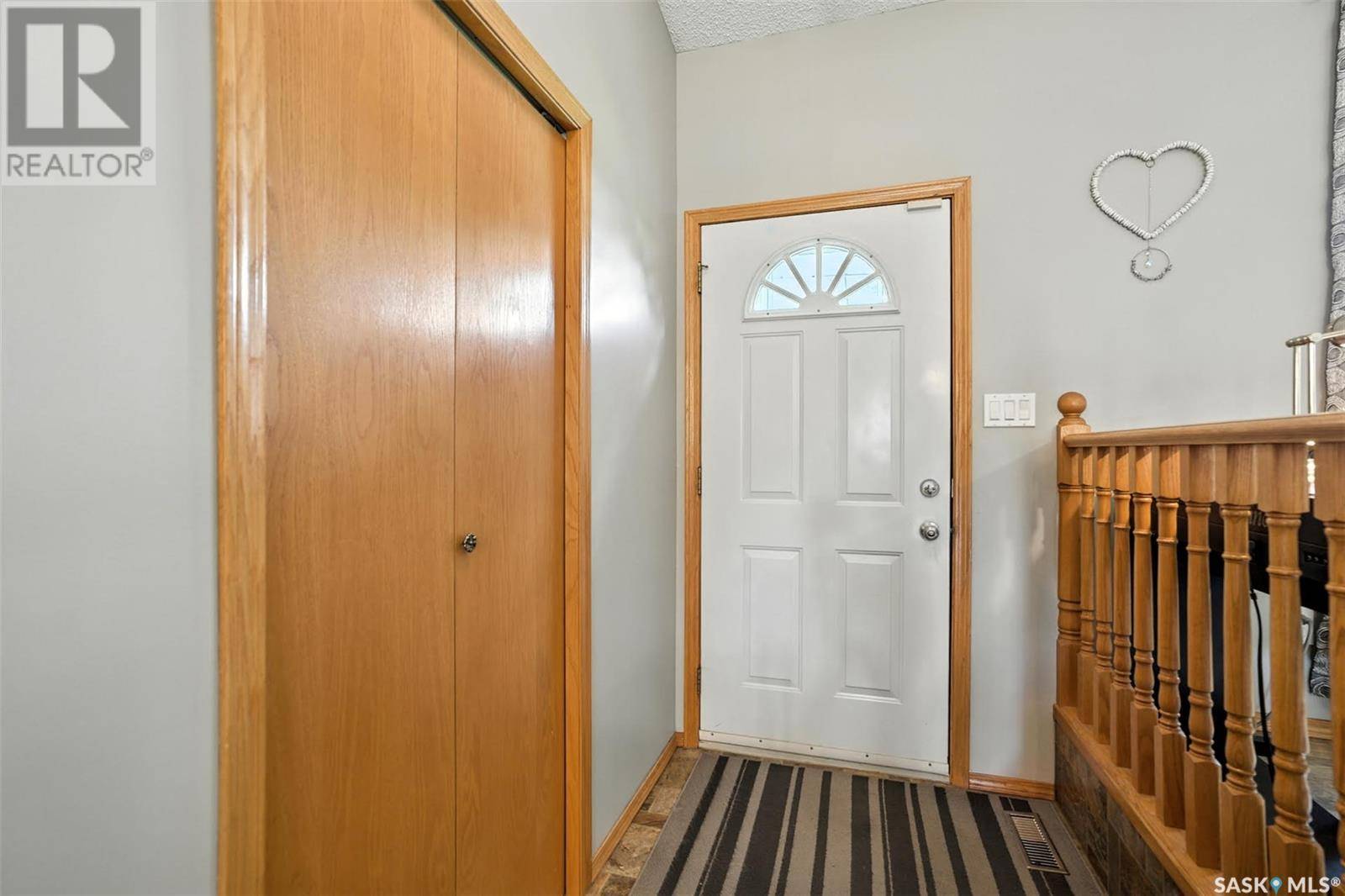 Saskatoon, SK S7L6E6,115 Hunt ROAD